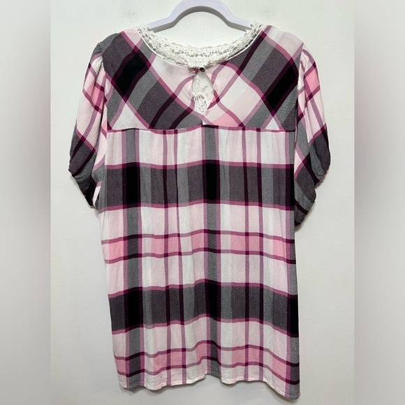 Torrid Plaid Crochet Lace Crinkle Gauze Blouse - Picture 8 of 13